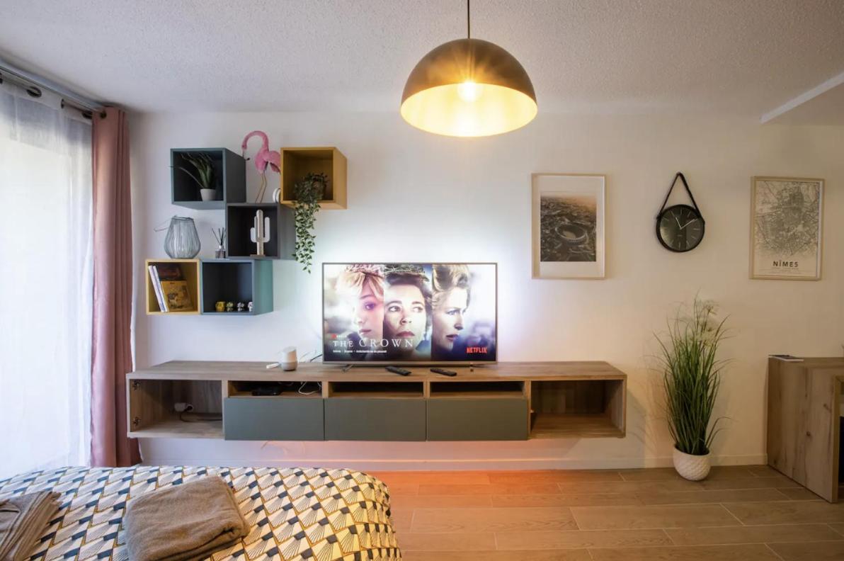 Studio Terrasse & Parking Gratuit En Residence Nimes Exterior photo
