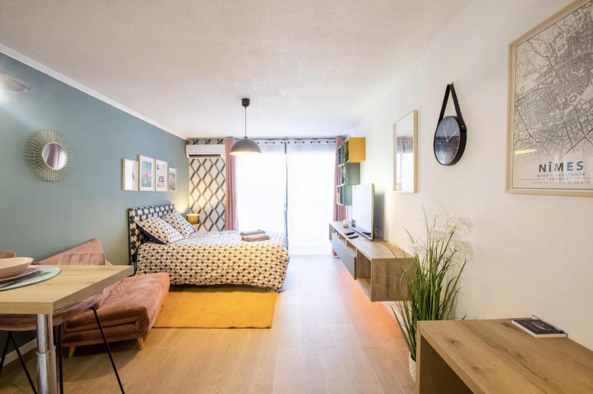 Studio Terrasse & Parking Gratuit En Residence Nimes Exterior photo