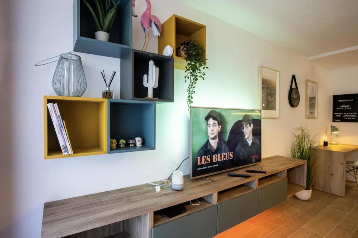 Studio Terrasse & Parking Gratuit En Residence Nimes Exterior photo